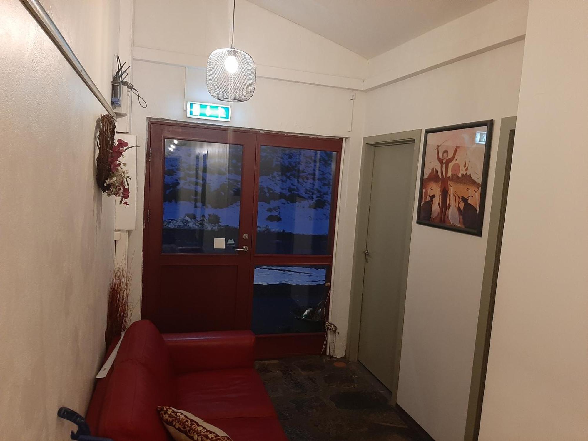 Guesthouse Hólmur Buitenkant foto