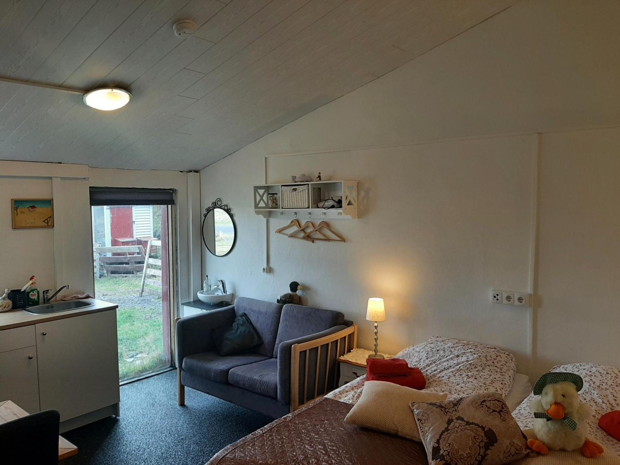 Guesthouse Hólmur Buitenkant foto