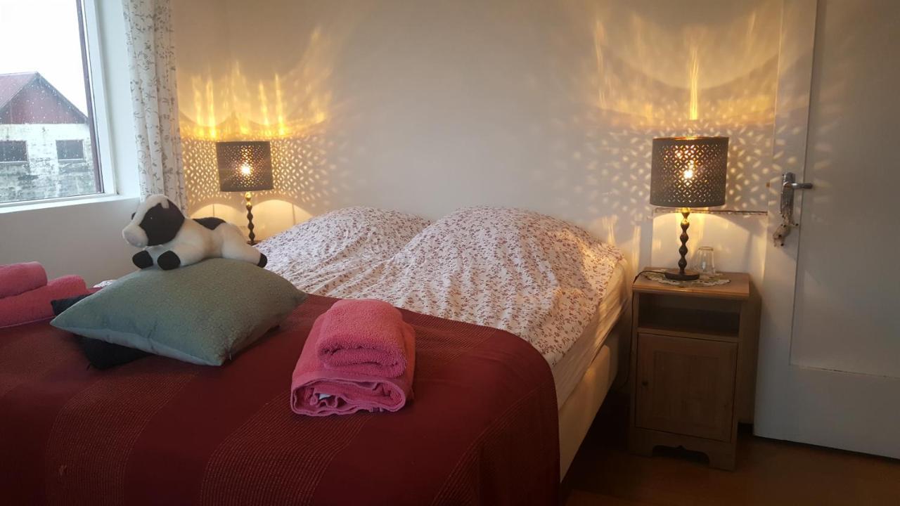 Guesthouse Hólmur Buitenkant foto