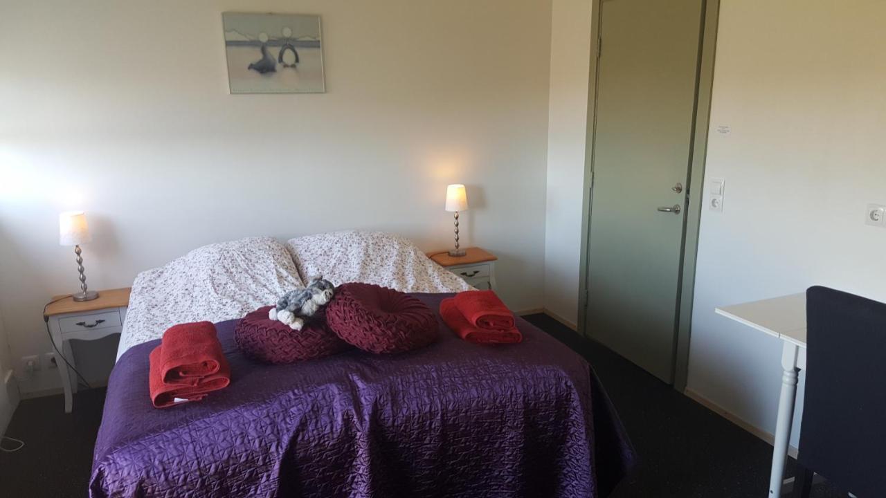 Guesthouse Hólmur Buitenkant foto